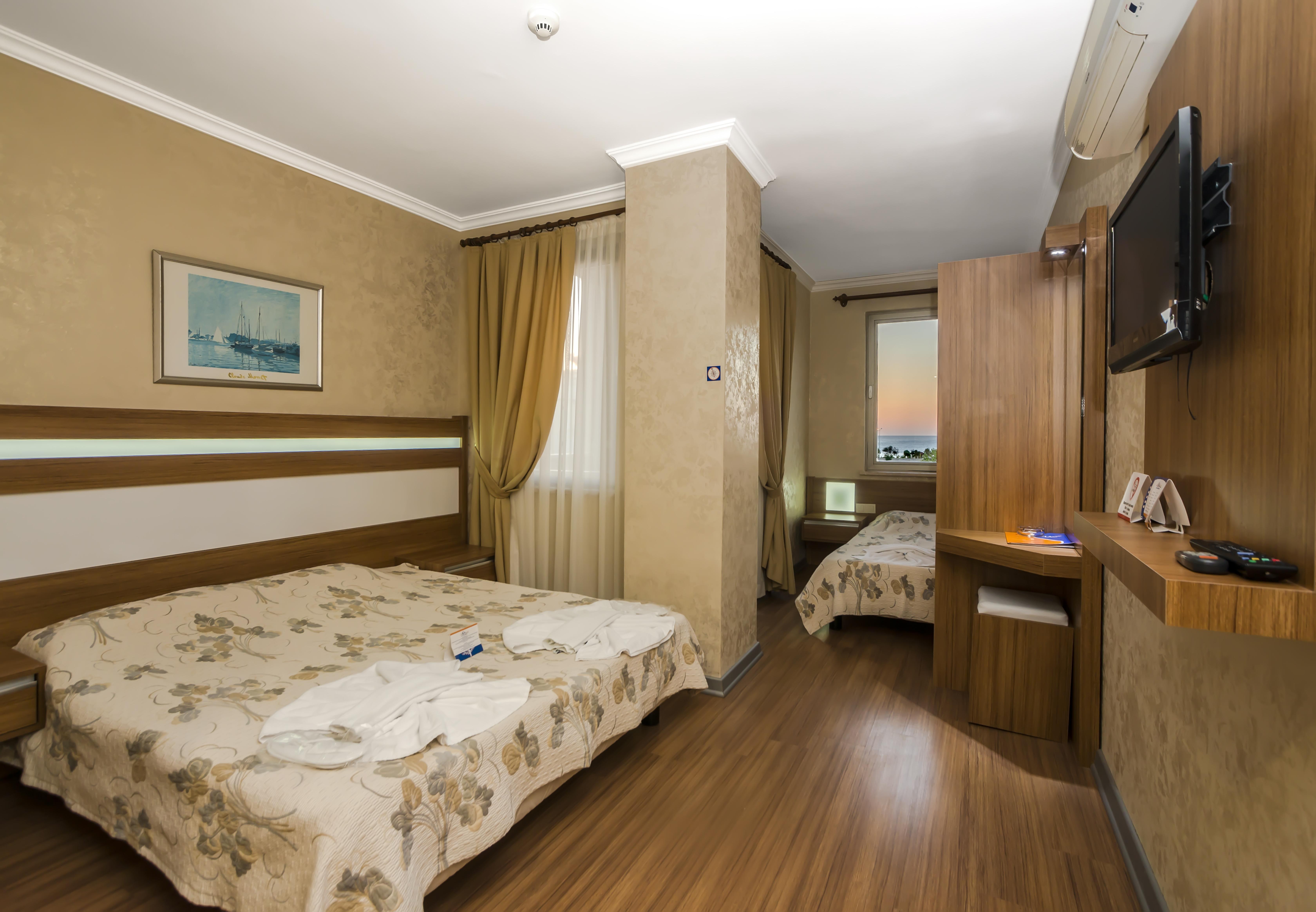 Santa Marina Hotel Antalya Kültér fotó