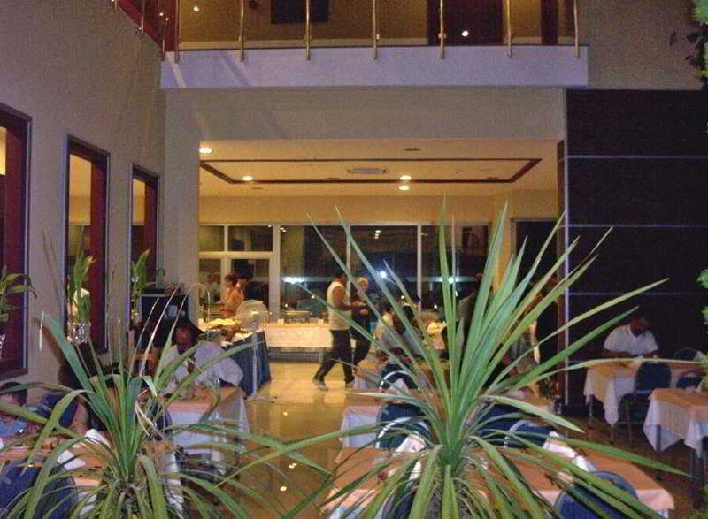 Santa Marina Hotel Antalya Kültér fotó